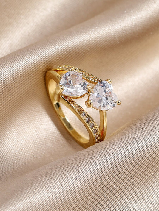 Adeline – Romantic layered design with luminous sparkle