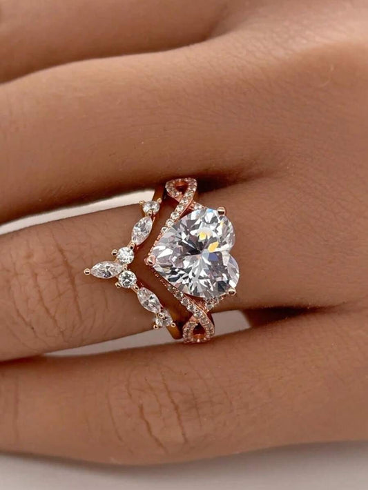 Rosalia – Rose-gold double ring set with timeless elegance