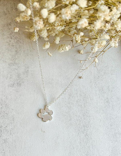 Elegant Silver Paw Necklace Made of Stainless Steel