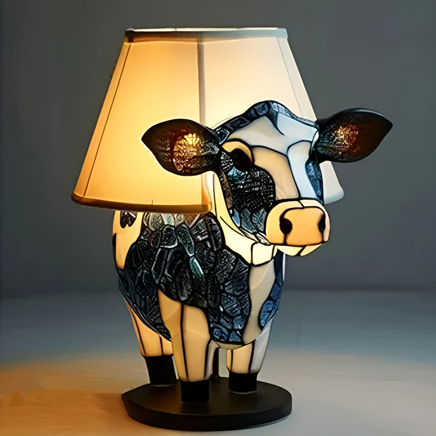 Marguerite | Cow Lamp Magisk in Colored Glass