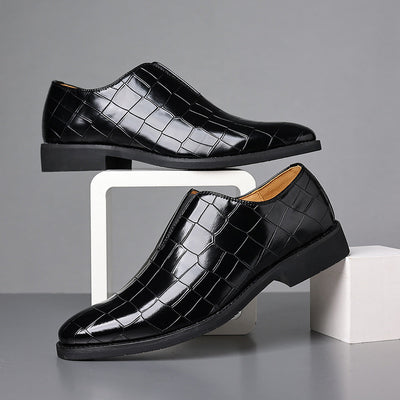 Holloway™ Oxford Shoes