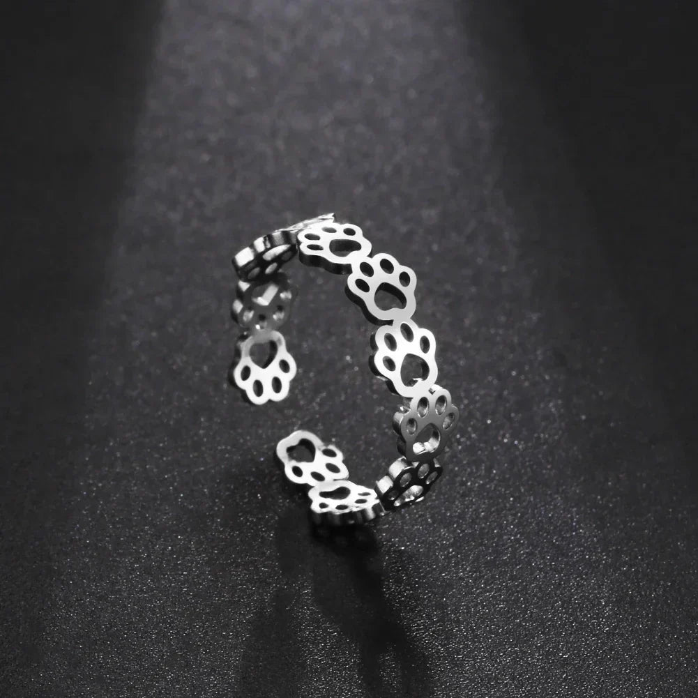 Paw Ring Made of Stainless Steel – Adjustable Finger Ring with Animal Motif for Women