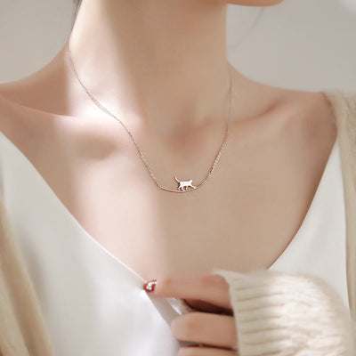 Climbing Cat – Silver Necklace