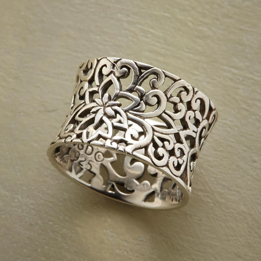 Bonnie | Vintage Silver Hollow Ring